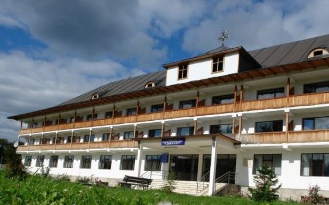 Alte 40 de persoane din diaspora vor sta în carantină la Centrul social al Mănăstirii Neamţ