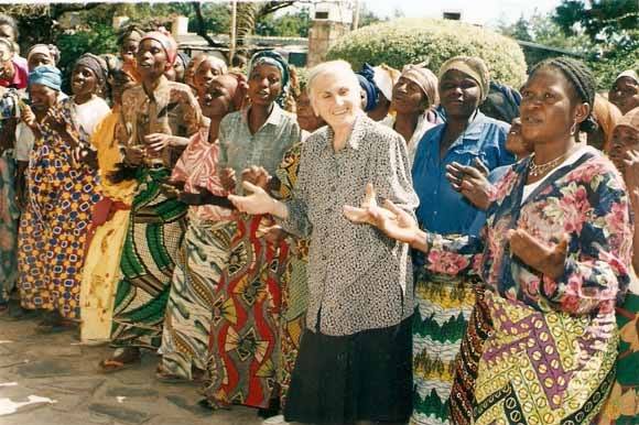“Αποχαιρέτησαν” τη “μητέρα” των φτωχών στην Αφρική