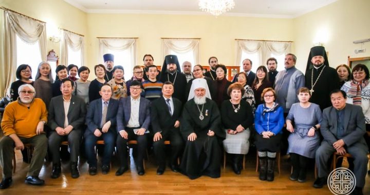 В Национальной библиотеке Якутии прошла презентация трудов Святейшего Патриарха Кирилла и митрополита Калужского Климента
