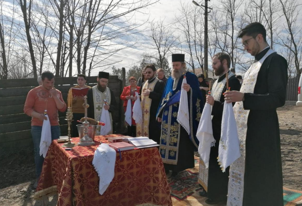 ASCOR Iași ridică o casă pentru o familie cu șapte membri