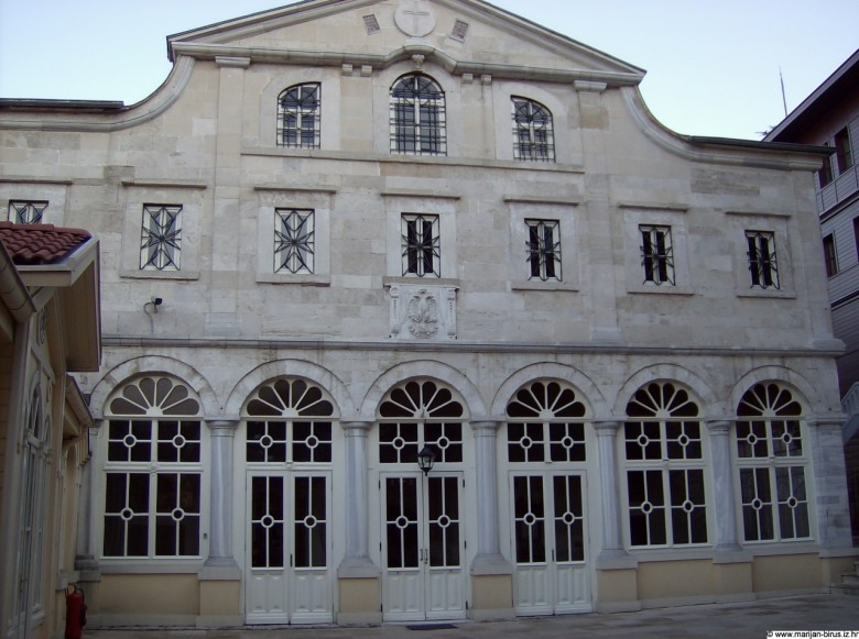 От Фенер продължиха ограничителните мерки в епархиите на Вселенска патриаршия за коронавируса