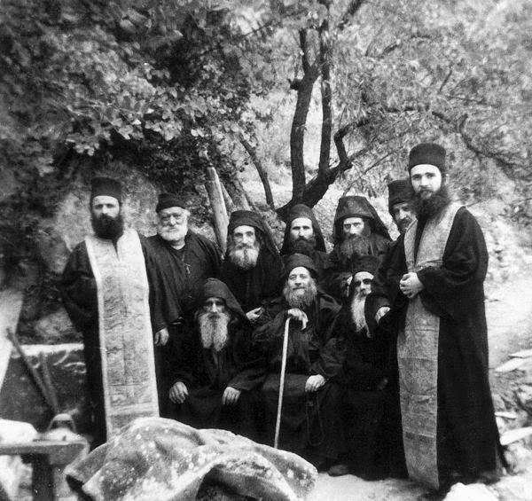 Νέοι άγιοι: Έγραψαν έπη αγιότητας και παραμυθίας του κόσμου!