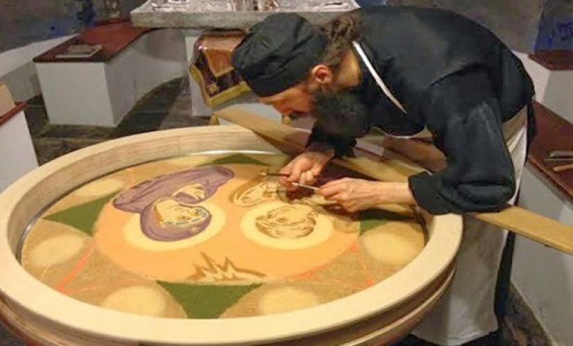 «Τα χέρια στη δουλειά, ο νους στον ουρανό»