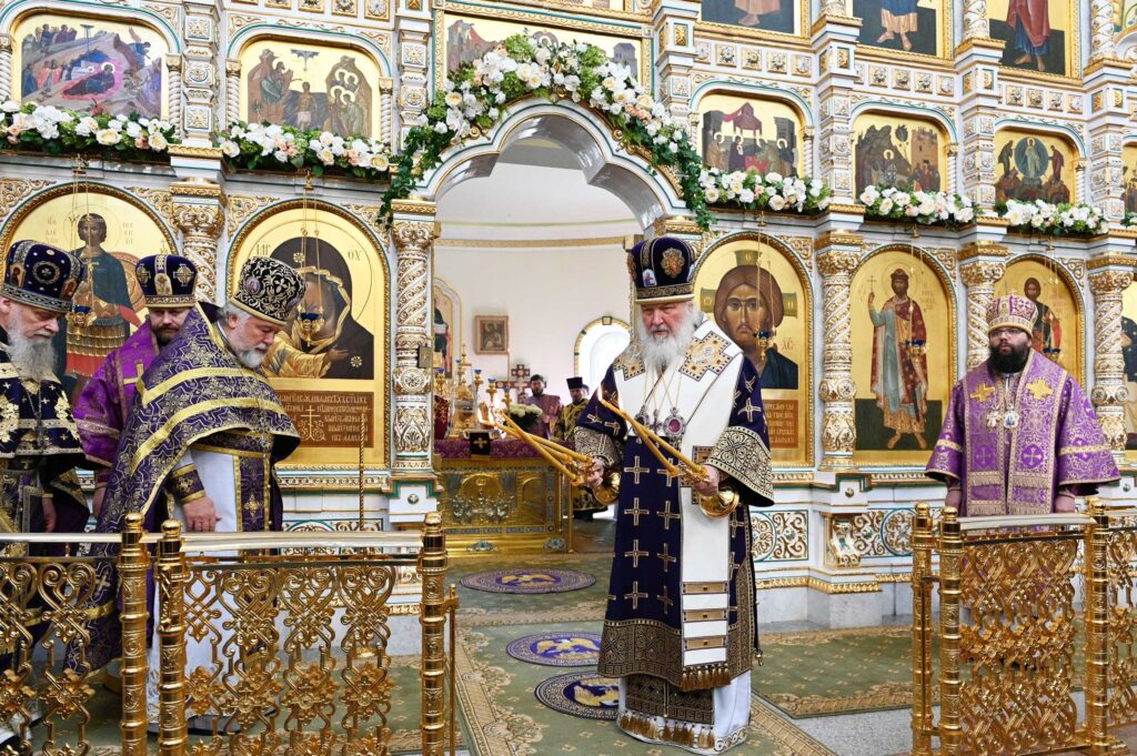 Πατριάρχης Μόσχας: “Ας παραμένουμε άνθρωποι σε συνθήκες της επιδημίας”