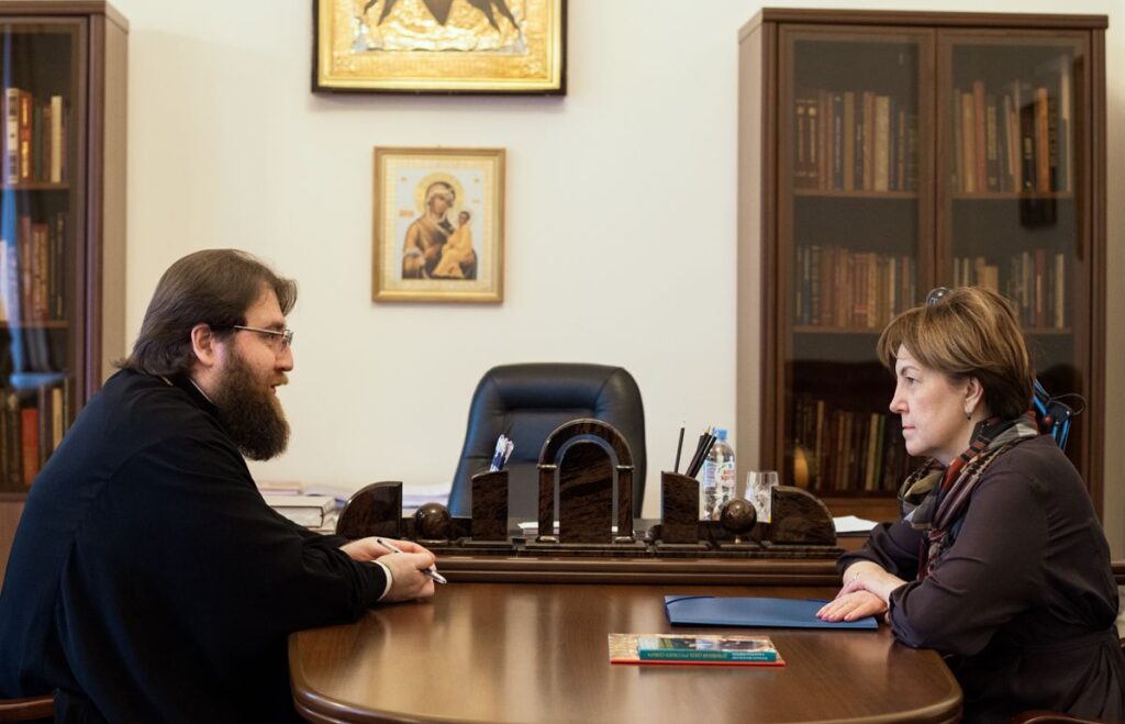 Председатель Финансово-хозяйственного управления Московского Патриархата встретился с сенатором от Вологодской области