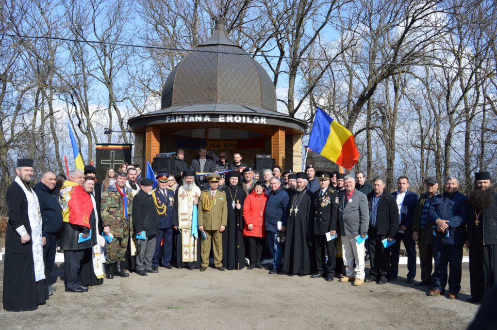 Eroii căzuți în războiul moldo-rus au fost pomeniţi în satul Varnița, Republica Moldova