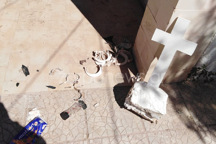 Βανδαλισμοί στον Τίμιο Σταυρό στο Ακρωτήρι