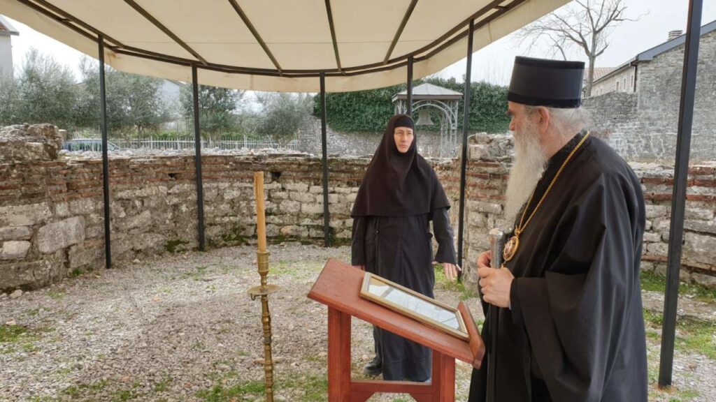 Митрополит Амфилохије обишао манастир Златицу