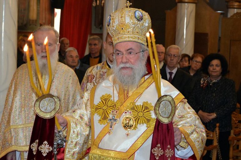 Ο κορωνοϊός στα μάτια του πιστού