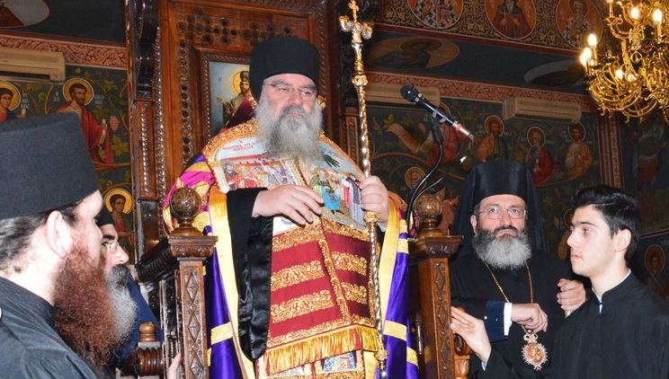 “Αυτή η κρίση μπορεί να αντιμετωπιστεί μόνο με προσευχή”