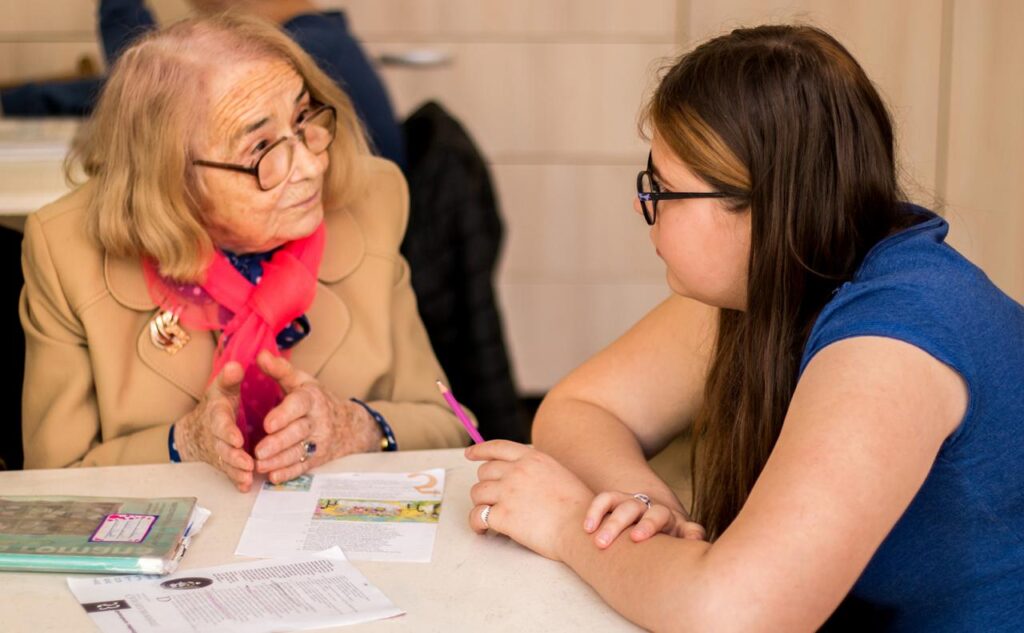 Ρουμανία: Κοινό πρόγραμμα για νέους και ηλικιωμένους