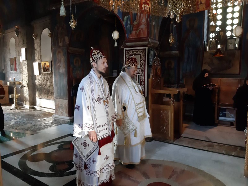 Благовести у манастиру Тврдошу