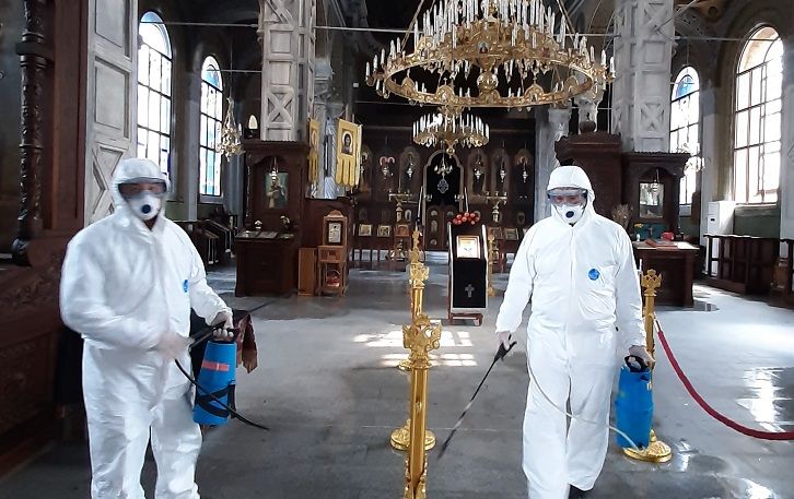 Дезинфекцията на икони може да ги повреди, предупреждават специалисти