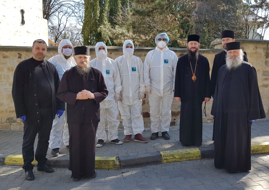 Suceava: Aparatele de testare Covid-19 au fost livrate spitalului municipal. Arhiepiscopia îşi propune să strângă încă 100.000 €