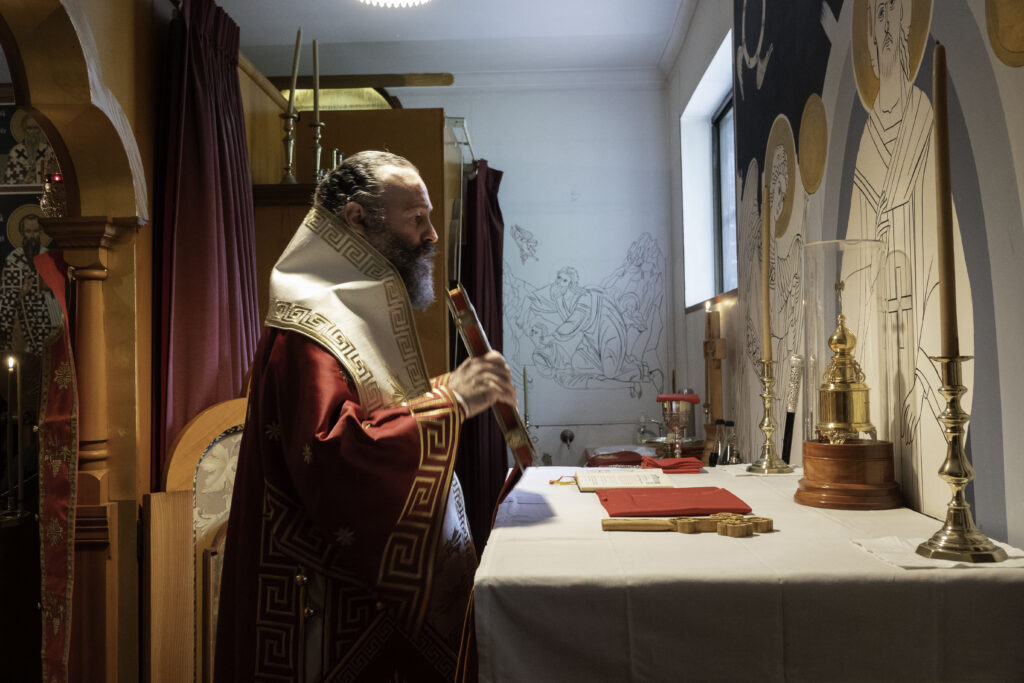 “Δε λείπουν από την κοινωνία μας οι έξυπνοι αλλά οι ταπεινοί”