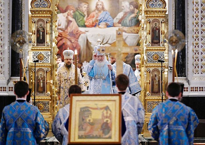 В канун праздника Благовещения Пресвятой Богородицы Святейший Патриарх Кирилл совершил всенощное бдение в Храме Христа Спасителя
