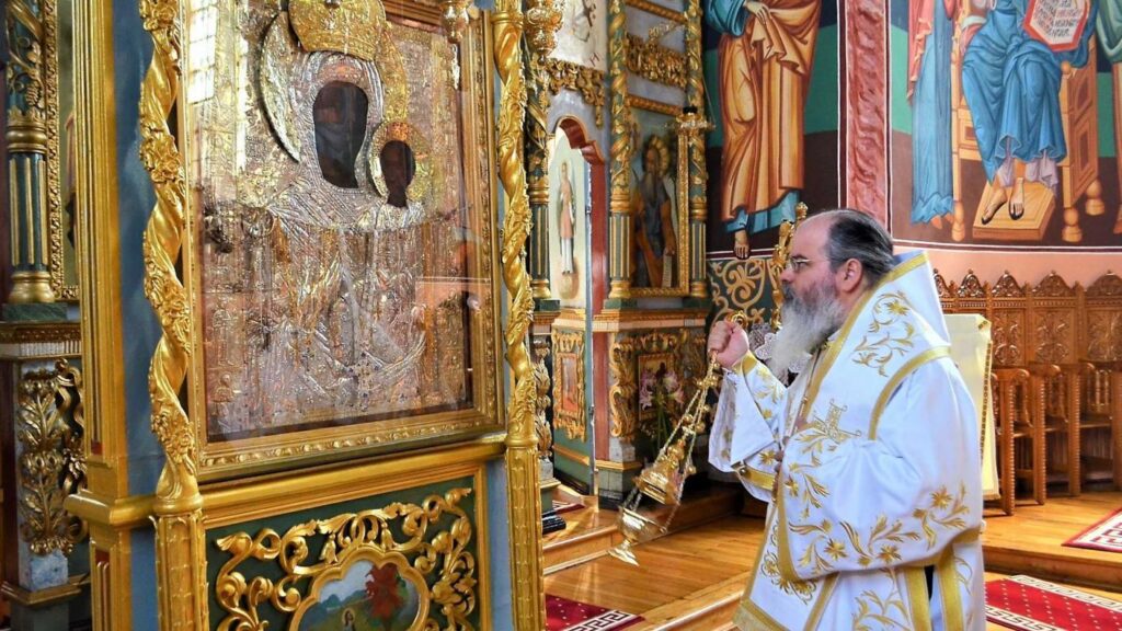 PS Ignatie: „Dumnezeu nu ne vrea bigoţi! Credinţa fără raţiune înseamnă bigotism şi fundamentalism. Raţiunea fără credinţă înseamnă ateism şi nebunie a minţii. Raţiunea luminată de darul credinţei este cea mai mare binecuvântare”