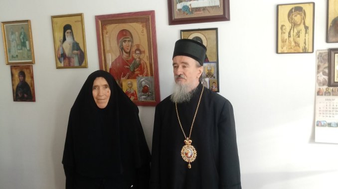 Епископ Атанасије служио помен упокојеној игуманији Магдалини