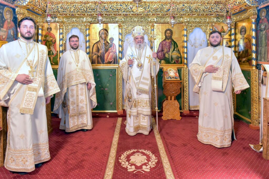 Patriarhul: Să-i cerem lui Hristos să vină la noi prin uşile încuiate uneori de îndoială şi de frică prea mare