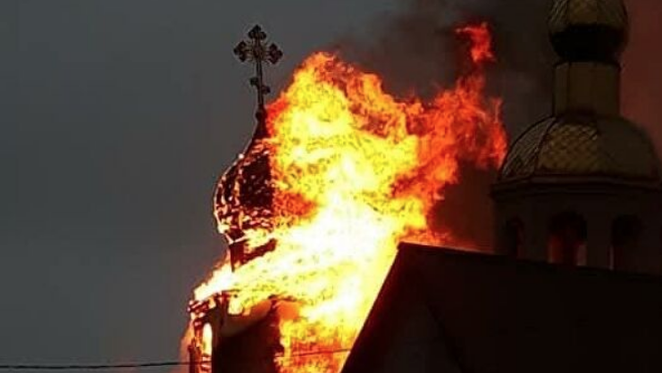 УПЦ считает пожары в церквях террором