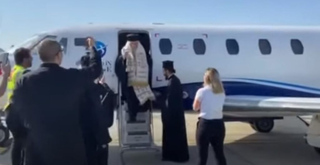 ΚΥΠΡΟΣ – Το Άγιο Φως στη Νήσο των Αγίων (ΒΙΝΤΕΟ)