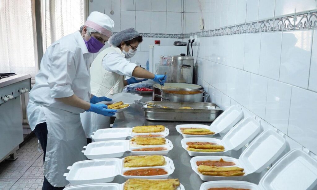 Arhiepiscopia Dunării de Jos, alături de persoanele nevoiașe