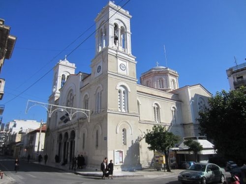 Επαναλειτουργεί ο Μητροπολιτικός Ναός Λαμίας μετά την πυρκαγιά