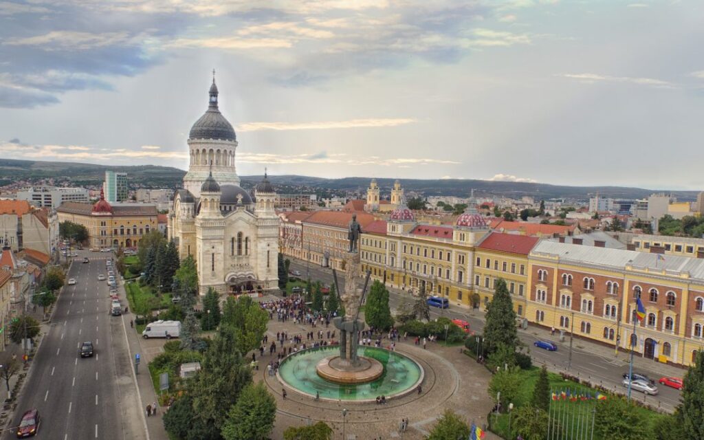 181.145 lei și un aparat de monitorizare, donația Arhiepiscopiei Clujului pentru Spitalul Clinic de Boli Infecțioase din Cluj-Napoca