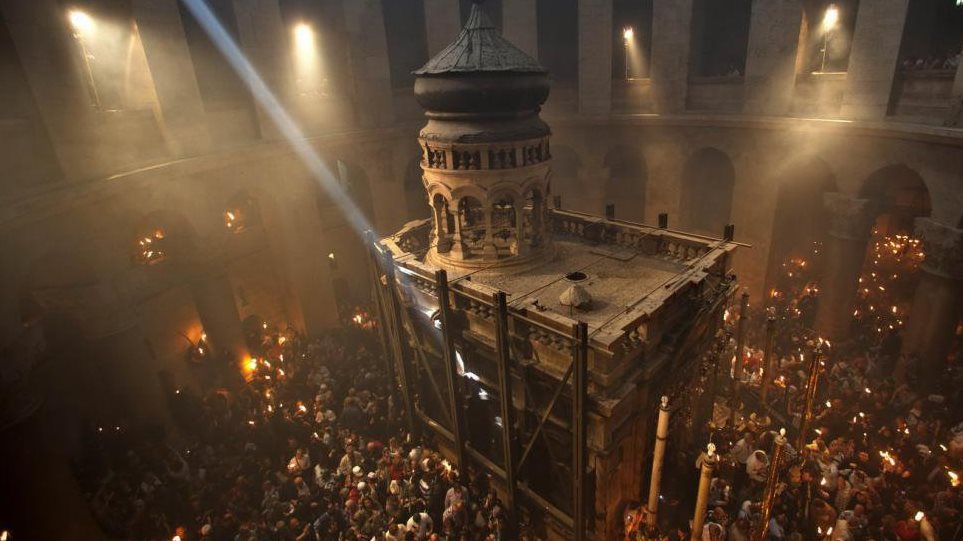 Live broadcast of Holy Flame ceremony at Church of the Holy Sepulcher