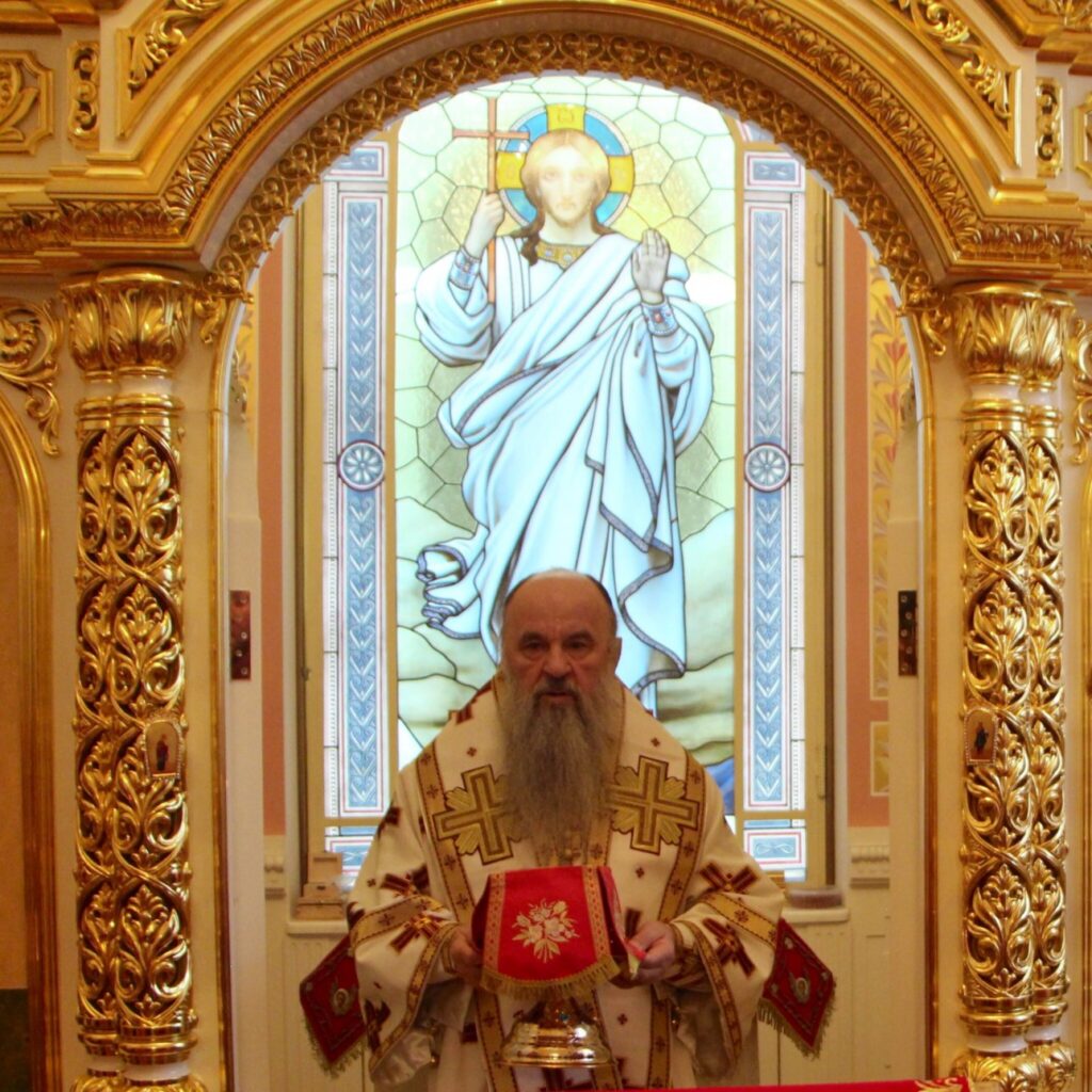 Митрополит Варсонофий совершил Божественную литургию в храме резиденции на Каменном острове