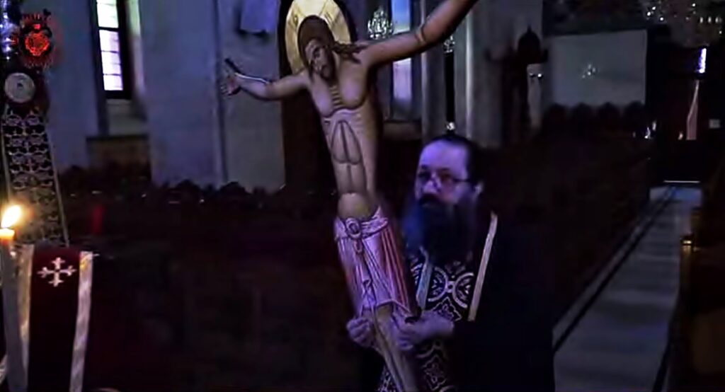 Εξήλθε ο Εσταυρωμένος στην Αγία Νάπα Λεμεσού