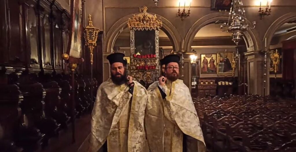 ΚΕΡΚΥΡΑ: Τα Μπάσματα του Αγίου Σπυρίδωνος στον άδειο Ναό (ΒΙΝΤΕΟ)