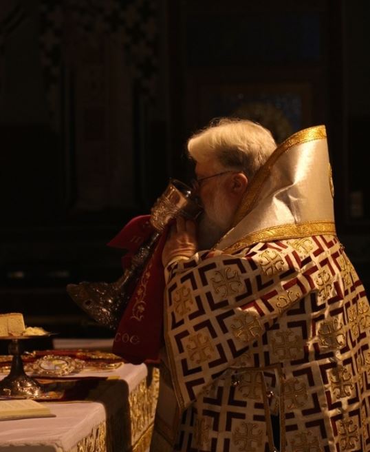 Το Φως θα νικήσει το σκοτάδι!