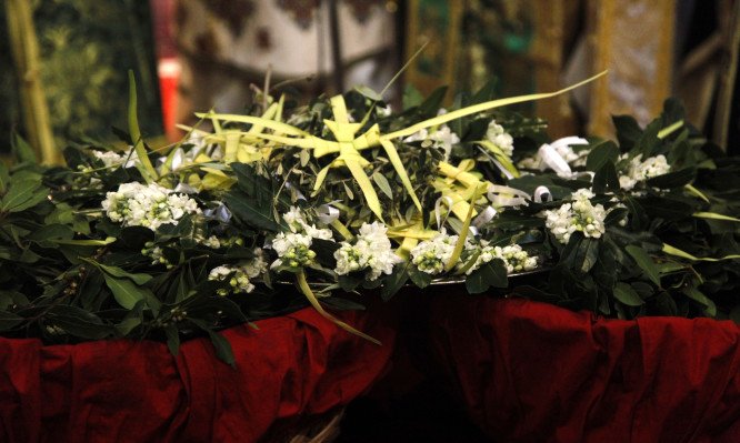 Μετά Βαΐων και κλάδων