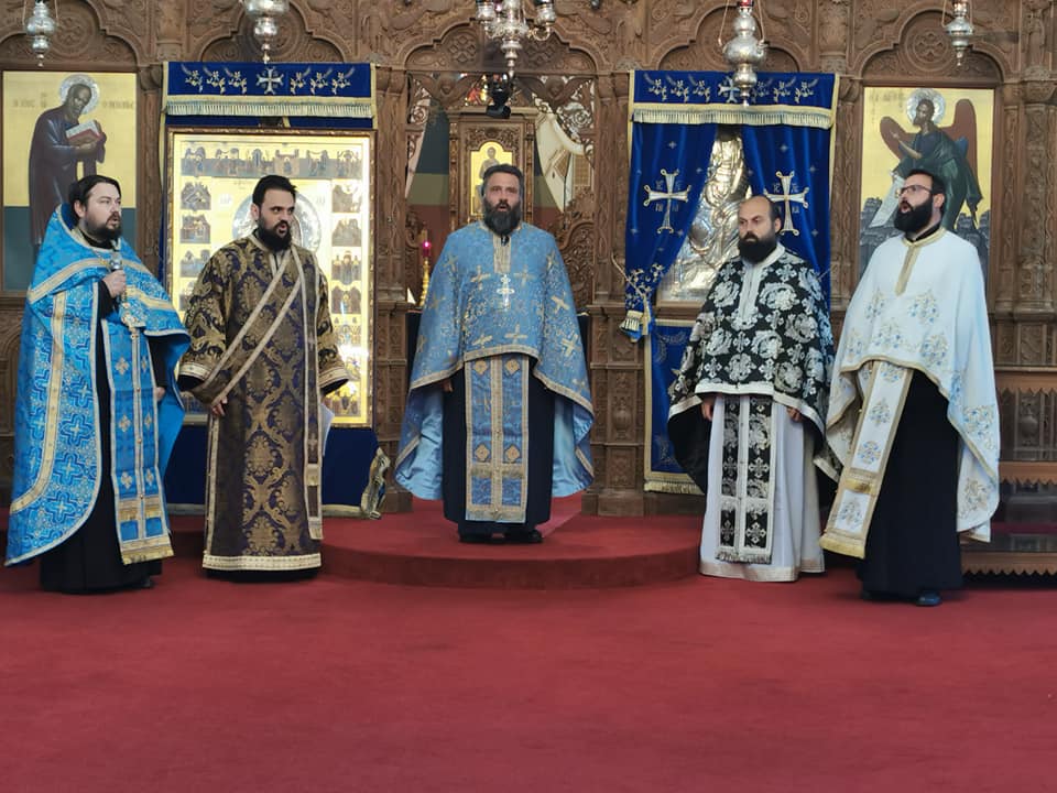 Κεκλεισμένων των θυρών η Δοξολογία στο Παραλίμνι