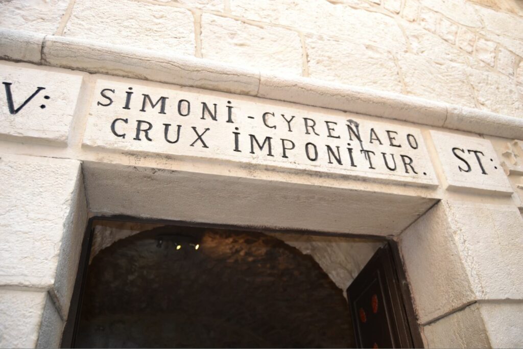 ΟΔΟΙΠΟΡΙΚΟ: To αποτύπωμα της Παλάμης του Ιησού που ευωδιάζει μέχρι σήμερα