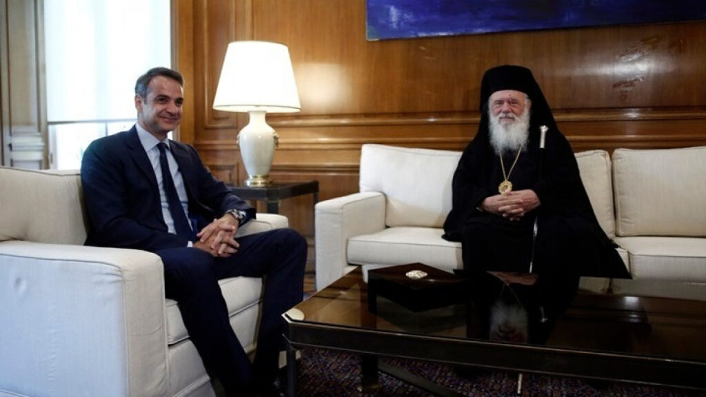 Αρχιεπ. Αθηνών: “Η Εκκλησία ακολουθεί τις οδηγίες των αρχών”