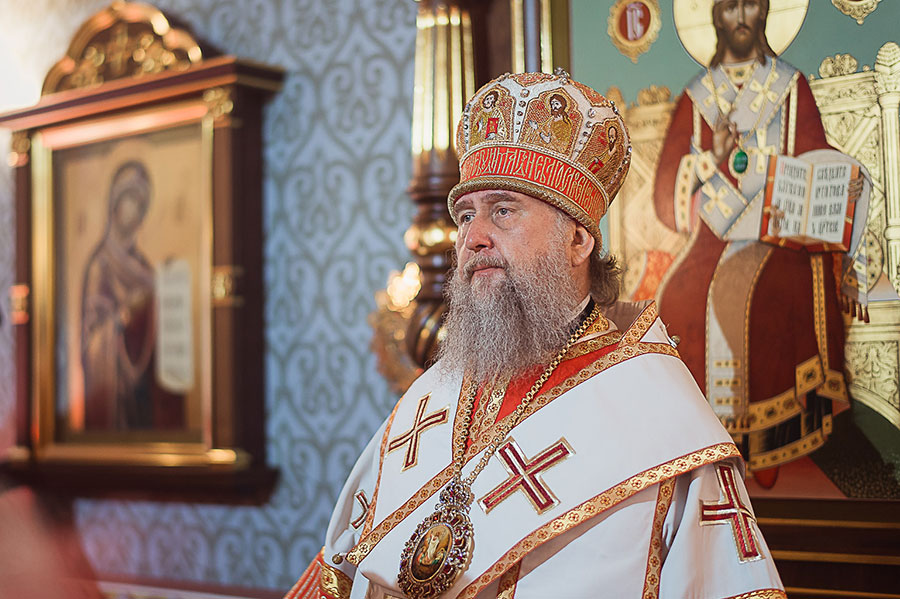 В 75-ю годовщину Победы в Великой Отечественной войне глава Казахстанского митрополичьего округа совершил Литургию в Иверско-Серафимовском монастыре Алма-Аты