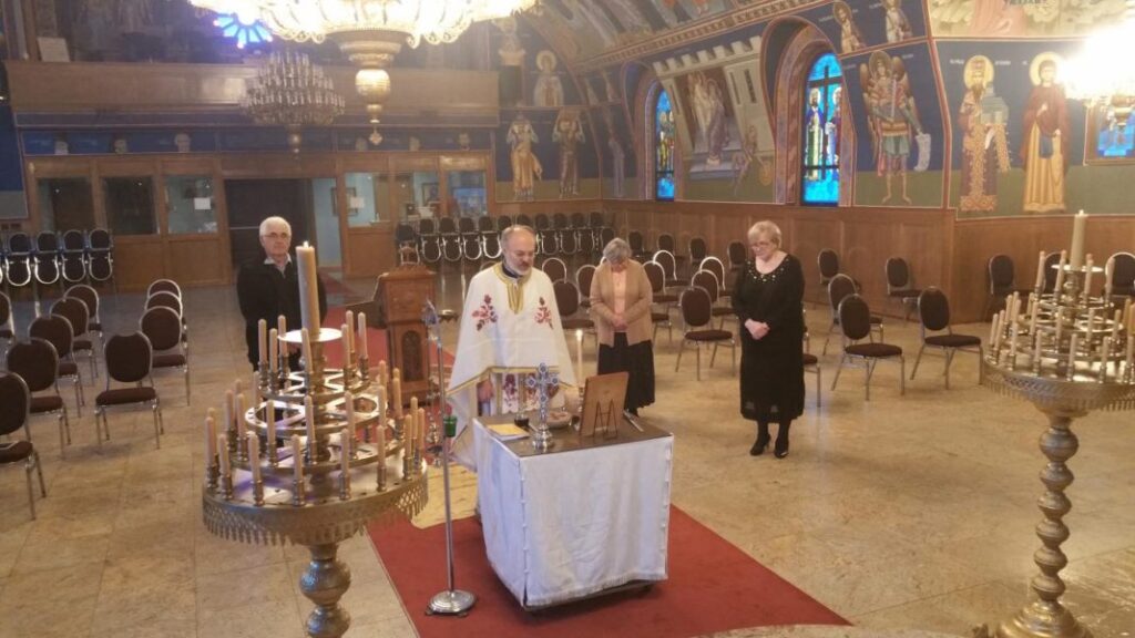 Слава Кола Српских Сестара Саборног храма Епархије канадске Светог оца Николаја – Хамилтон