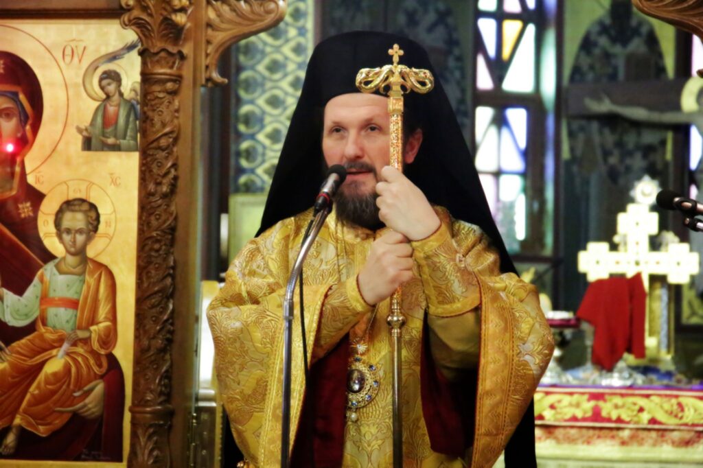 Μητρ. Γλυφάδας: “Η Θεία Κοινωνία είναι η ουσία της Εκκλησίας”