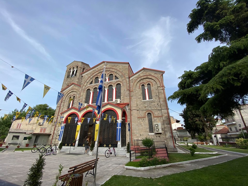 “Περιμένει” τους πιστούς ο Ι. Μητροπολιτικός Ναός της Έδεσσας