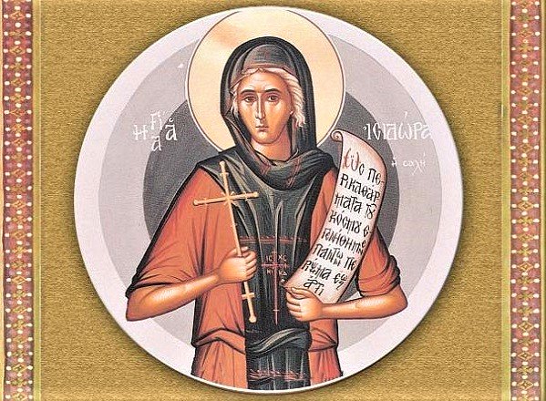 Η “χαζή” και οι έξυπνες