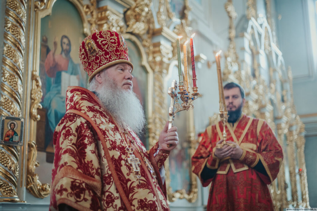 БОГОСЛУЖЕНИЯ В НЕДЕЛЮ 4-Ю ПО ПАСХЕ, О РАССЛАБЛЕННОМ