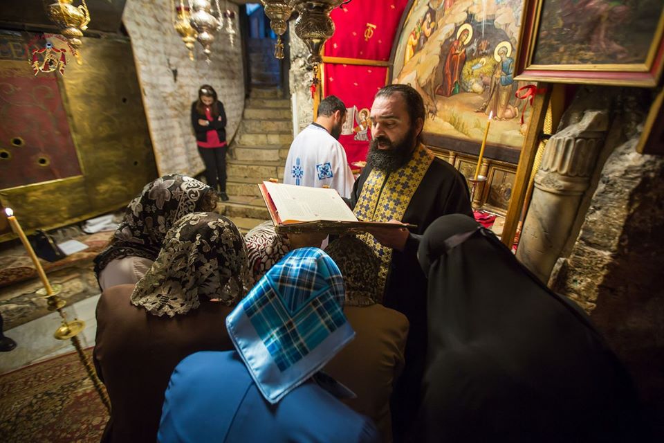 قداس عيد الصعود في كنيسة المهد للروم الأرثوذكس-بيت لحم.