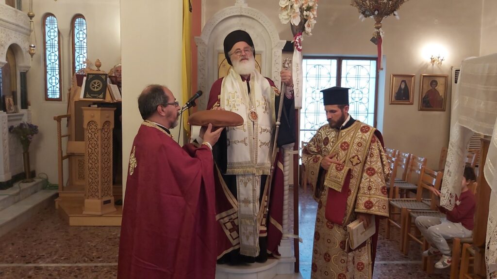 Εσπερινός της Αγίας Ειρήνης στην Έμπαρο