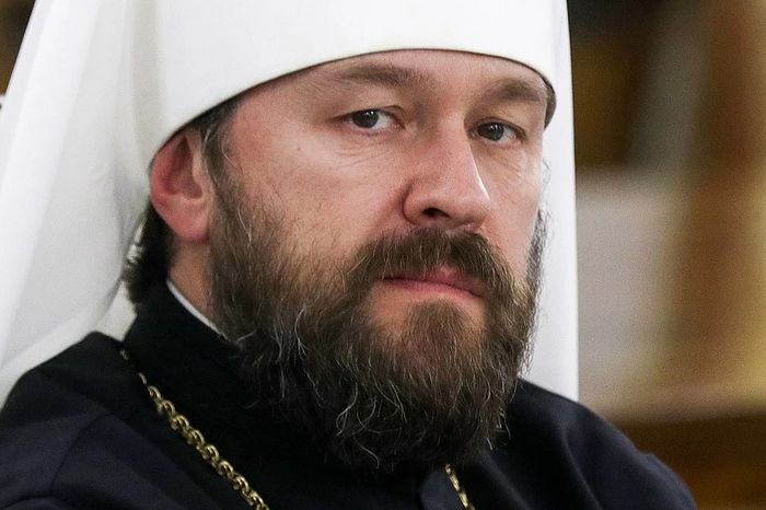 В РПЦ выступили против политизированных изображений в храмах