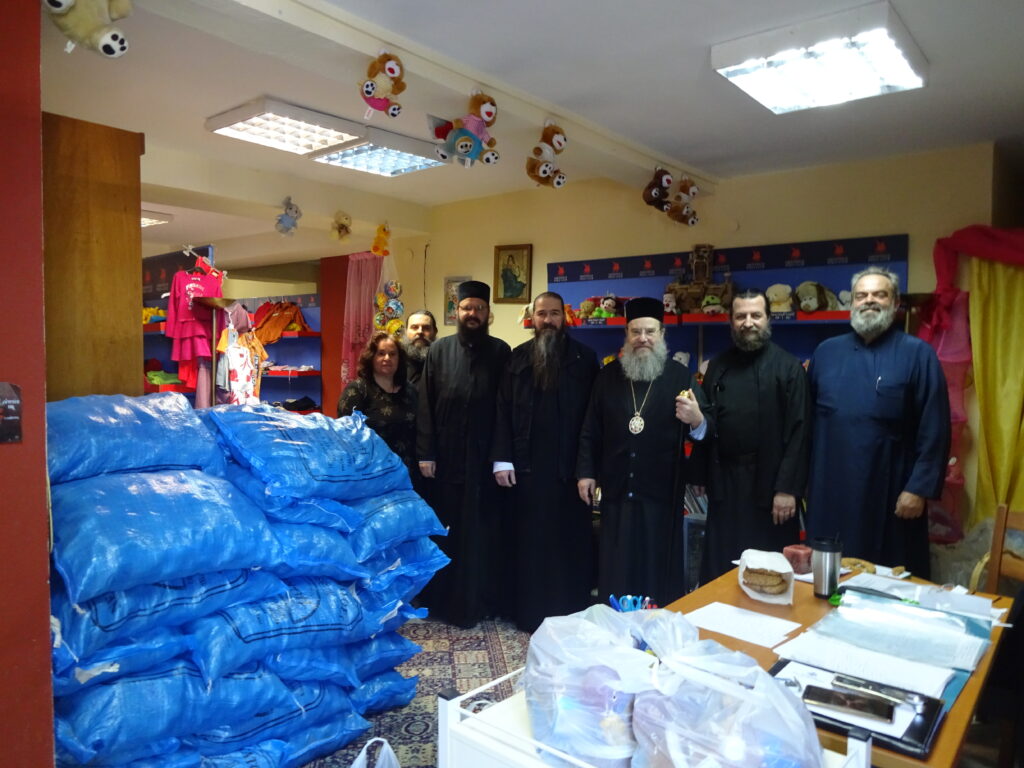 206 οικογένειες στηρίζει η Ι.Μ. Ιερισσού