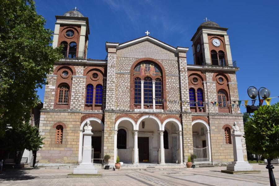 Αφιέρωμα στον Ιερό Ναό Αγίων Κωνσταντίνου και Ελένης Καρδίτσης