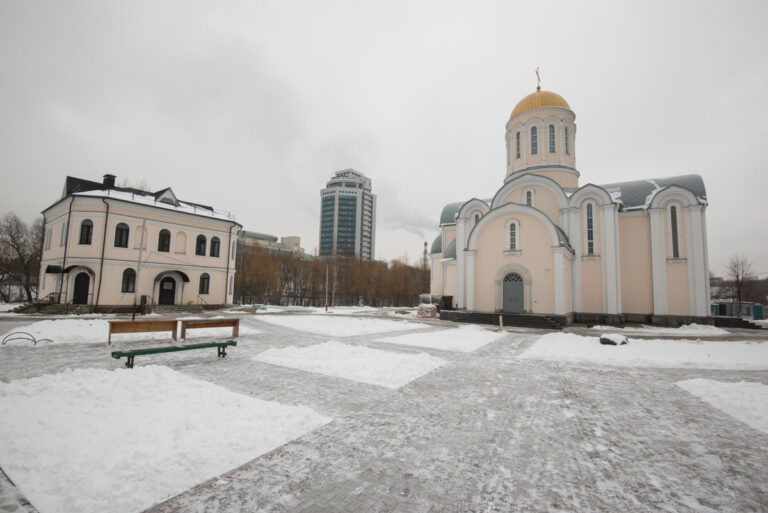 СТРОИТЕЛЬСТВО ХРАМОВ ВОЗОБНОВИЛОСЬ И НА СЕВЕРО-ЗАПАДЕ МОСКВЫ