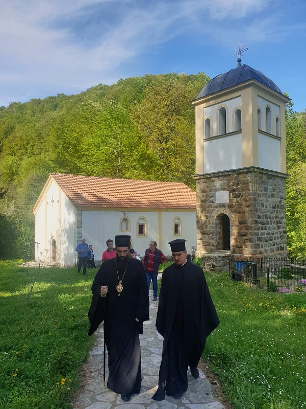 ПРВА ПОСЕТА ЊЕГОВОГ ПРЕОСВЕШТЕНСТВА ЕПИСКОПА НИШКОГ Г. АРСЕНИЈА РУПЉУ